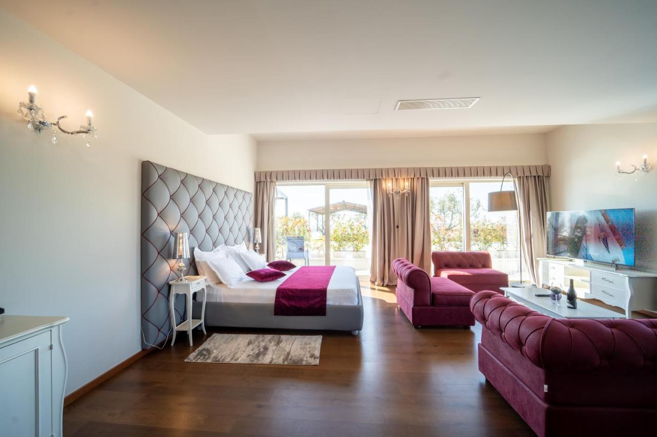 Wine Residence Cattunar บระทอนิกลา ภายนอก รูปภาพ