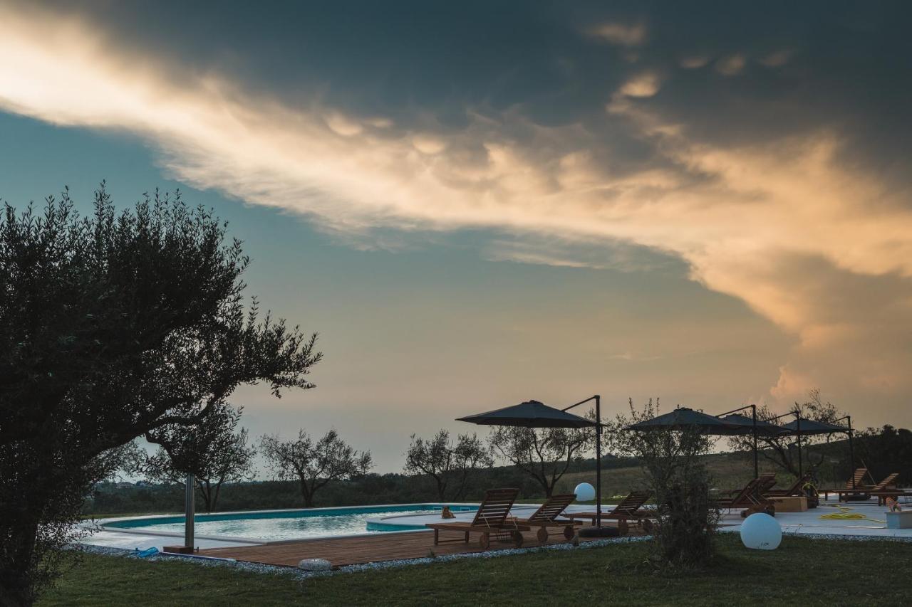 Wine Residence Cattunar บระทอนิกลา ภายนอก รูปภาพ