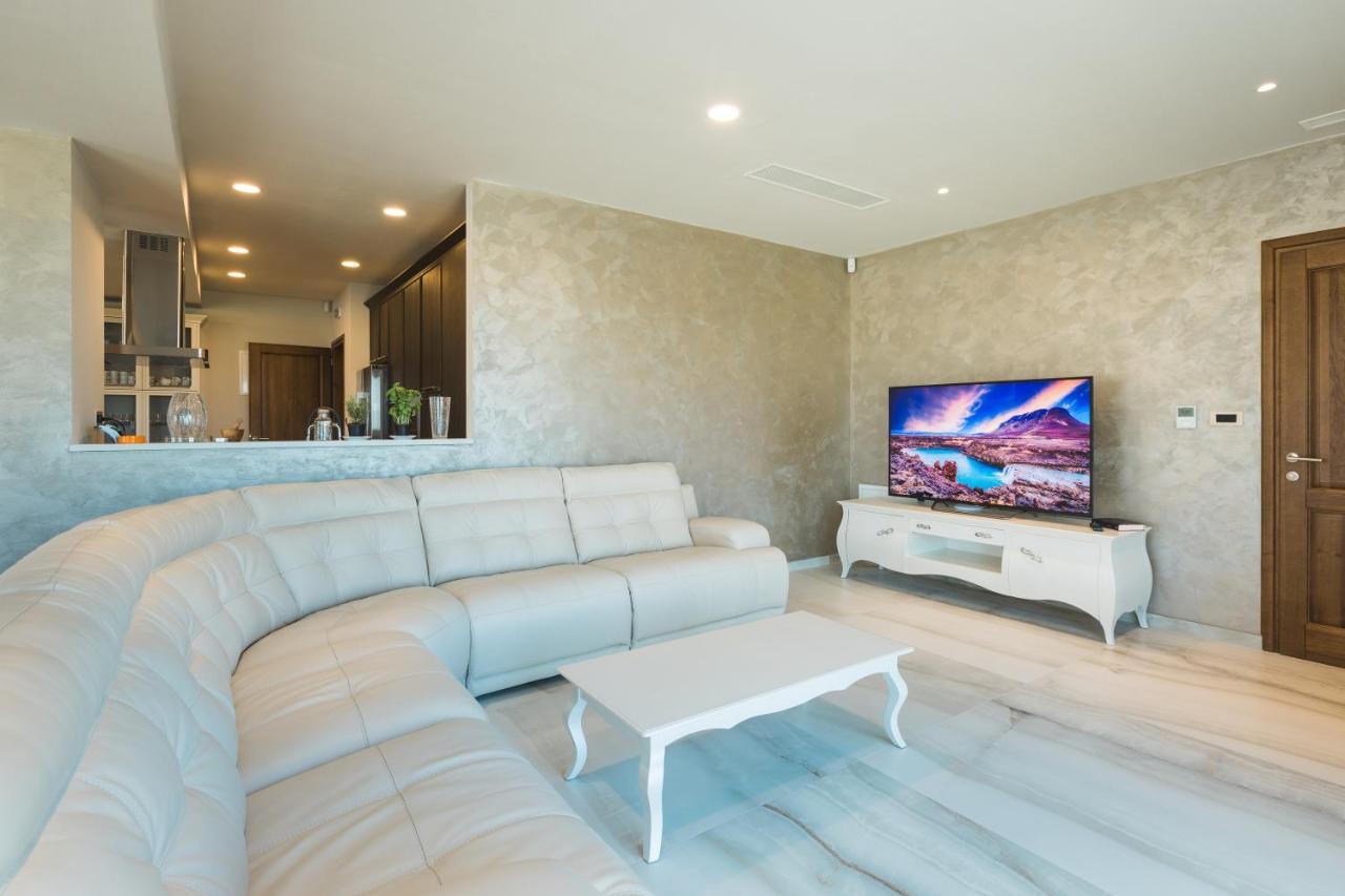 Wine Residence Cattunar บระทอนิกลา ภายนอก รูปภาพ