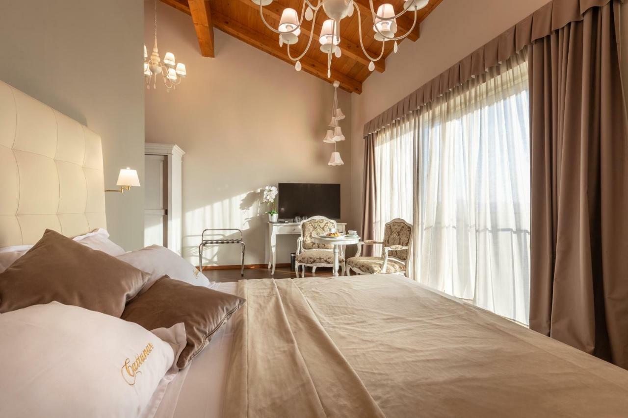 Wine Residence Cattunar บระทอนิกลา ภายนอก รูปภาพ
